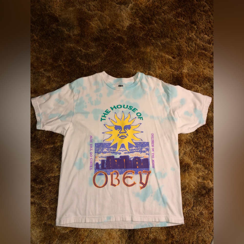 SIZE: L | Urban Outfitters “The House Of Obey” graphic Tshirt| 5’8” 160 in photo